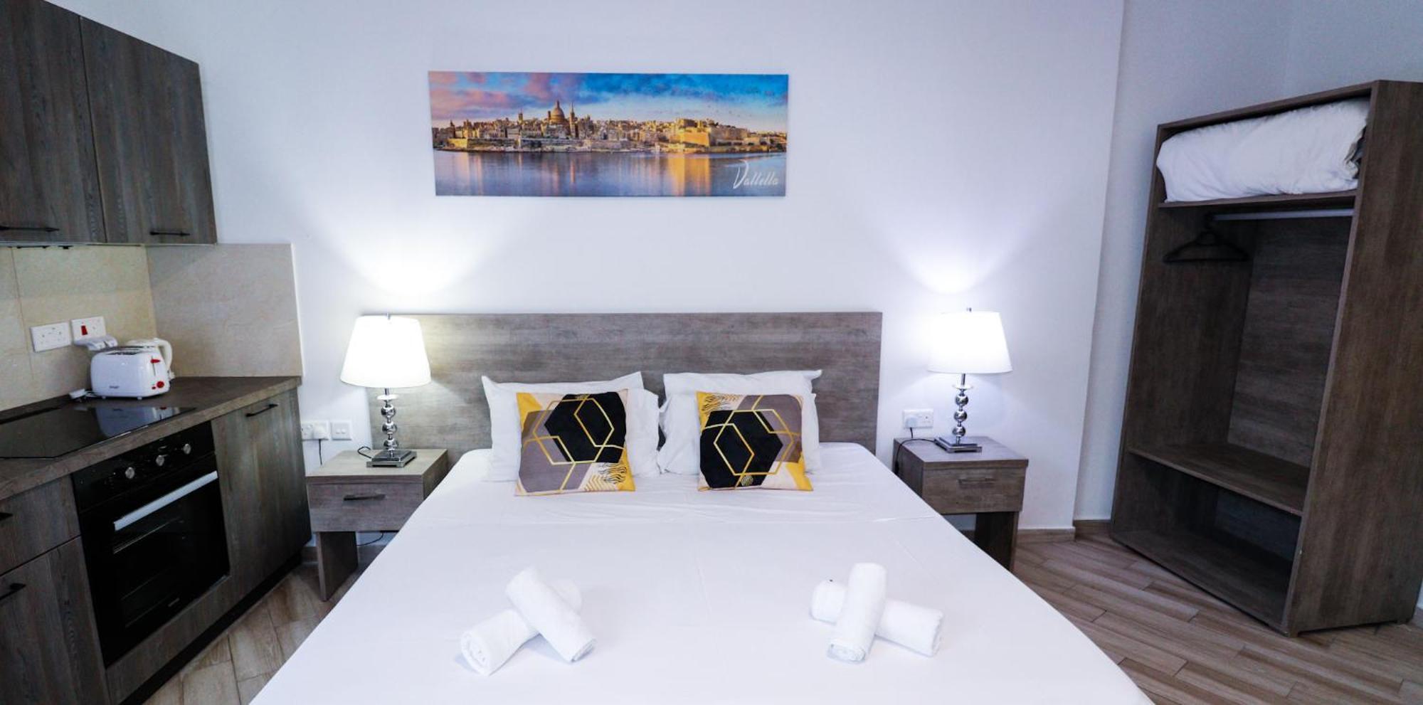 Napoli Suites Studios Aparthotel Saint Julian's Dış mekan fotoğraf
