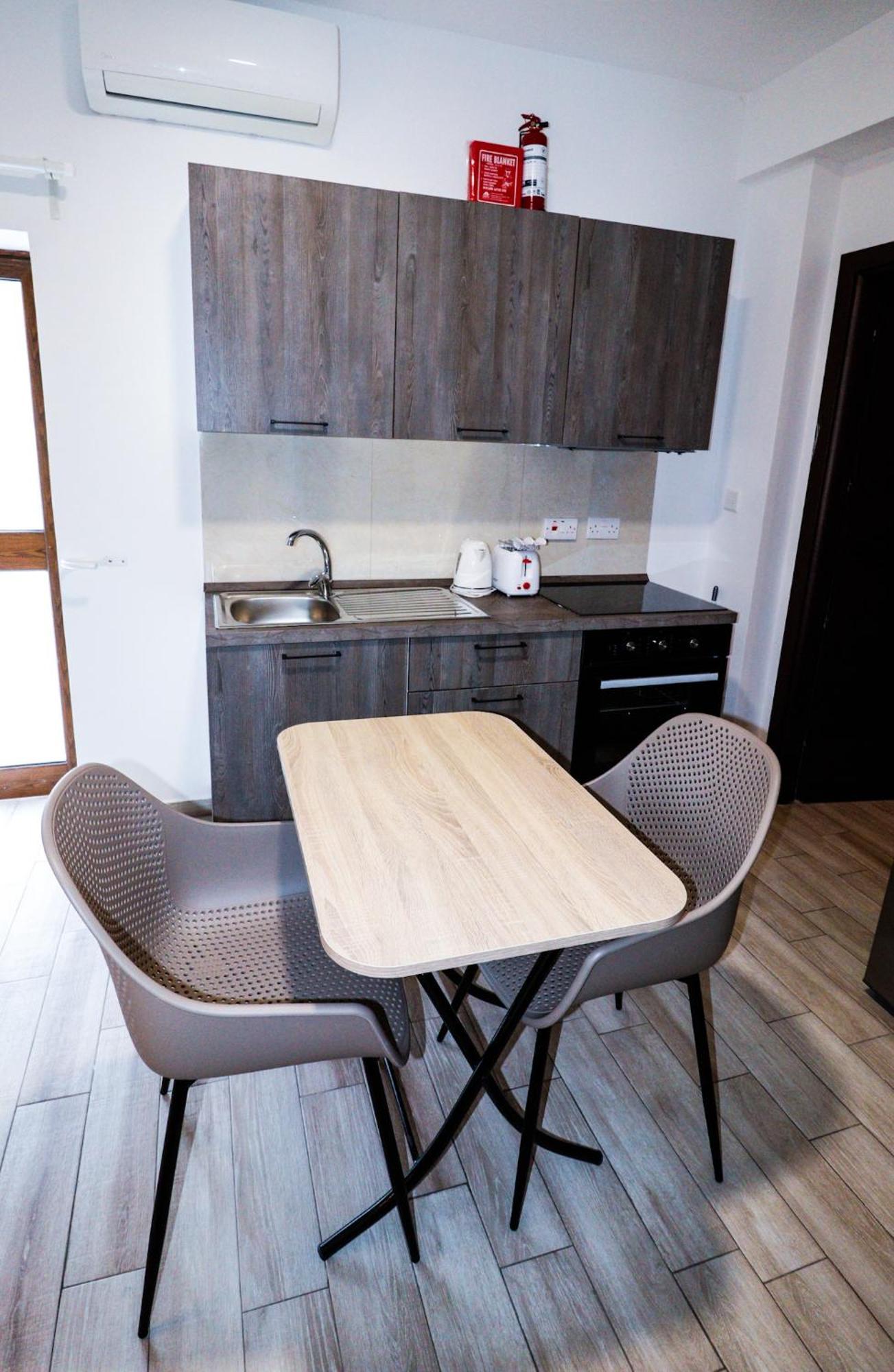 Napoli Suites Studios Aparthotel Saint Julian's Dış mekan fotoğraf