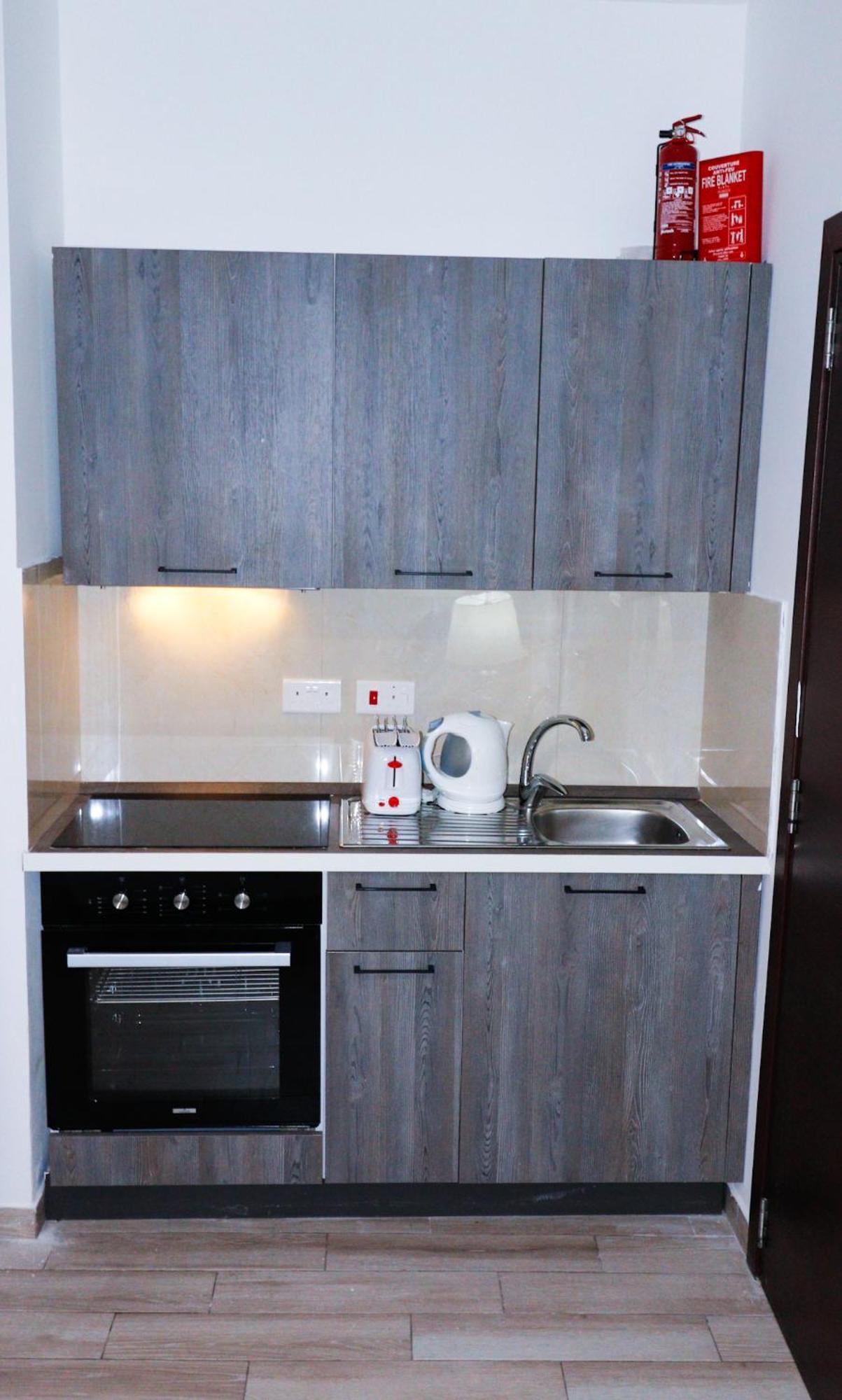 Napoli Suites Studios Aparthotel Saint Julian's Dış mekan fotoğraf