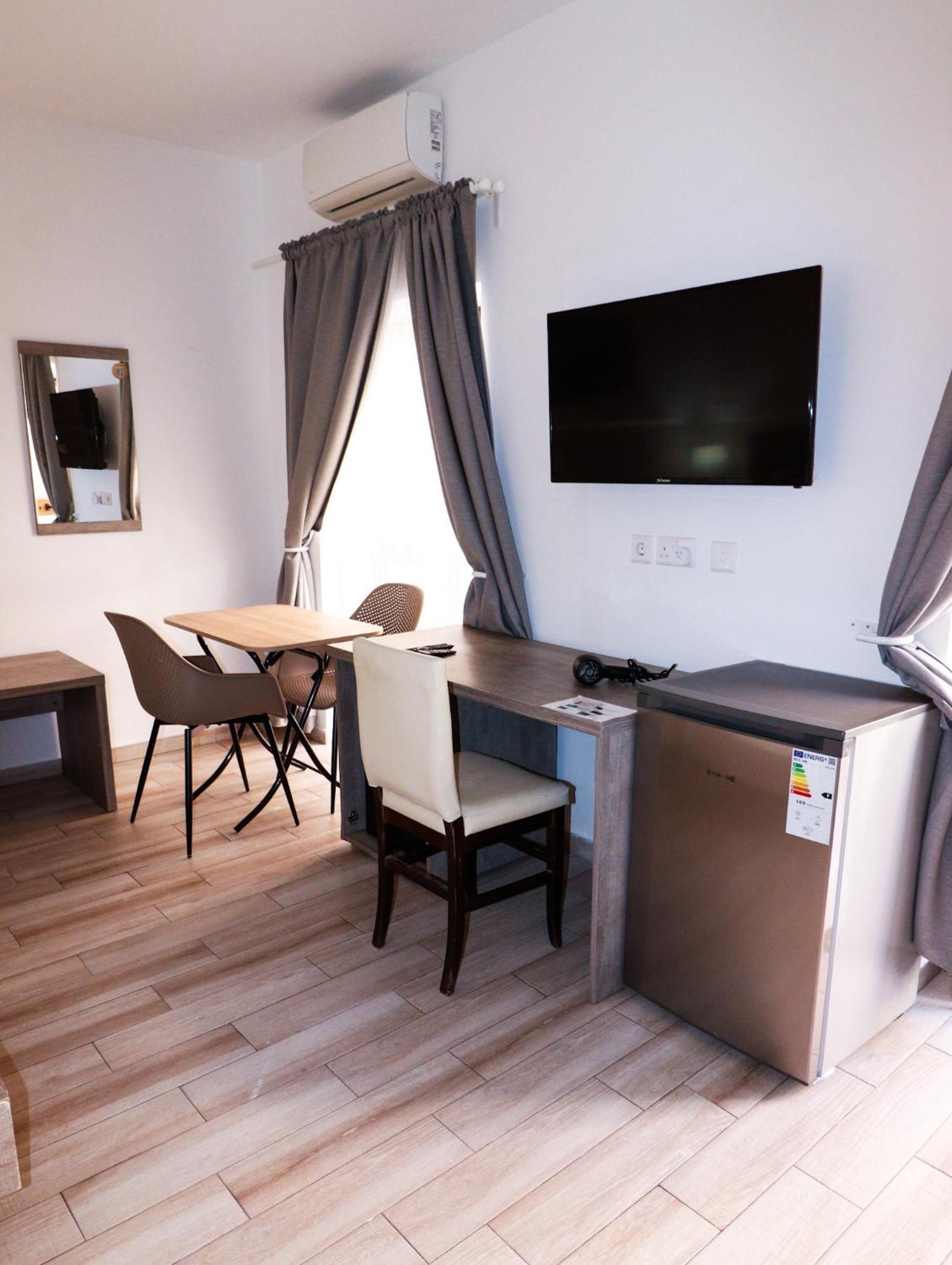Napoli Suites Studios Aparthotel Saint Julian's Dış mekan fotoğraf
